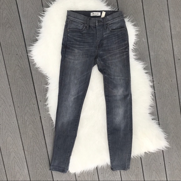 Madewell 9” Rise Jeans - Picture 2 of 5